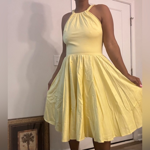 Pinup Couture Yellow Intimate Sleepwear - Picture 2 of 4